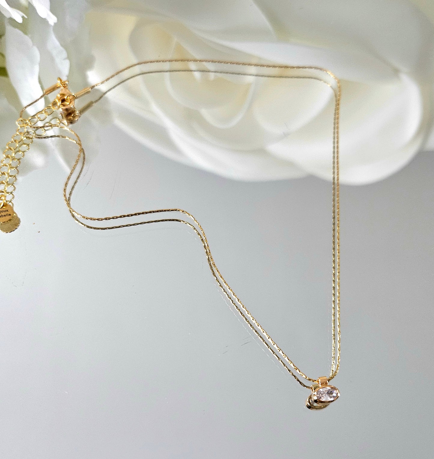 Gold plated necklace with small crystal stone