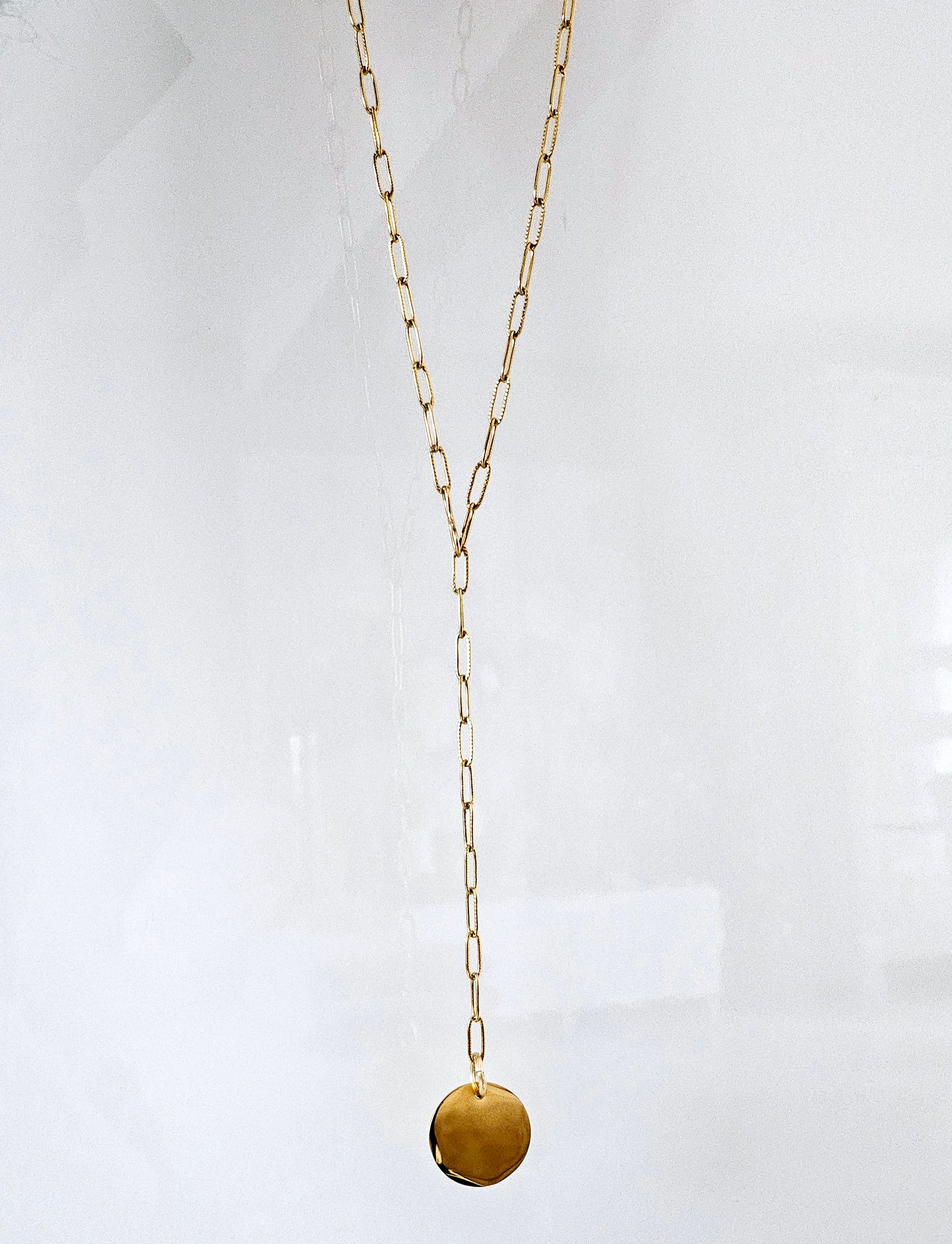 Collier gavie – un bijou rock et tendance, modulable selon votre style