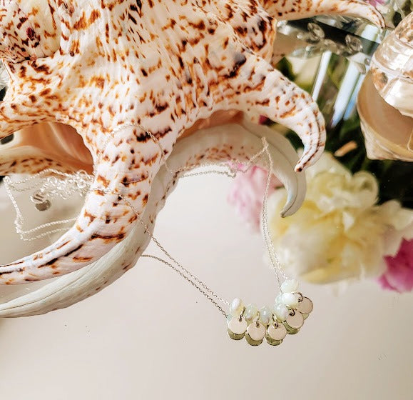 BAJI Necklace – Delicacy & Elegance