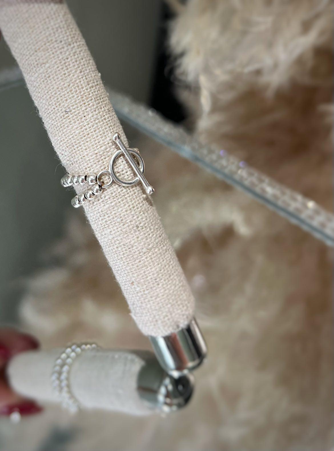 Bague Perles à double rang avec Fermoir Toggle | LANA