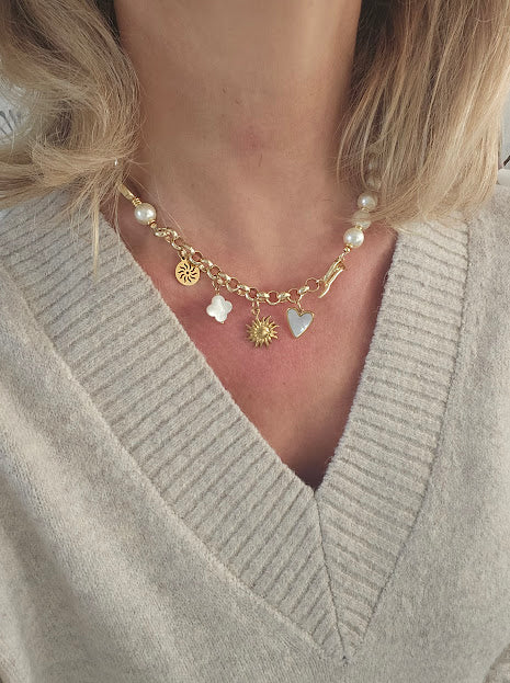 Mother-of-pearl and gold-plated fone necklace