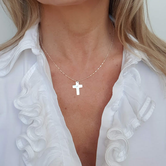 Collier Croix en nacre