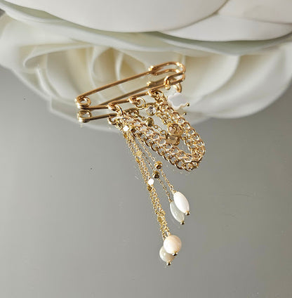Broche FANIE