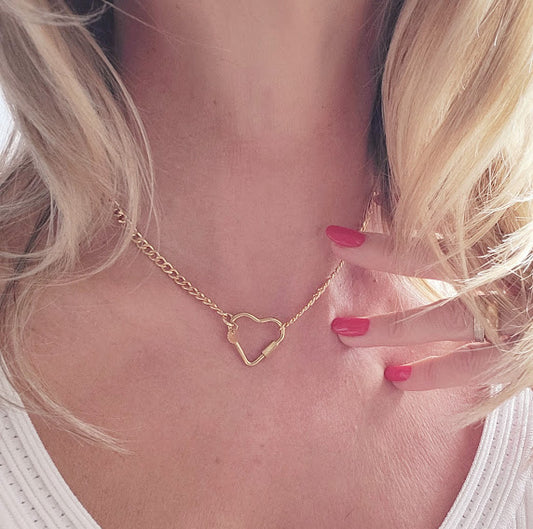Unique necklace with carabiner heart